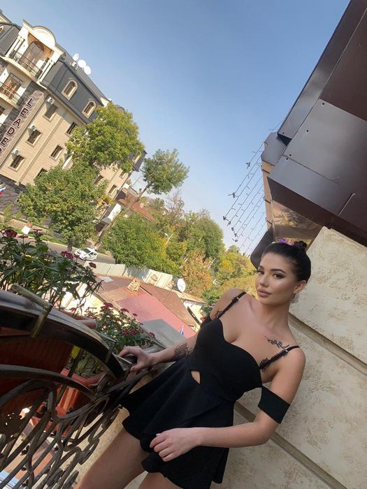 Влияние проституции на теневую экономику: сложный путь в дополнительный доход или темная сторона общества?